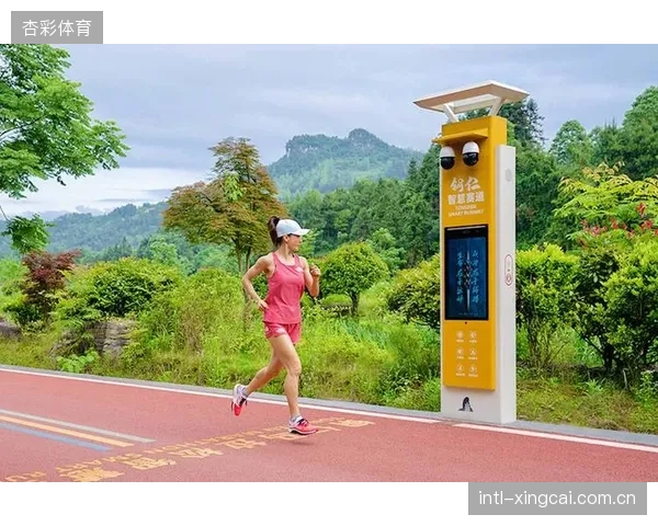 探索”App的付费路线包，正向并轨杭州西湖的政府投建智慧步道